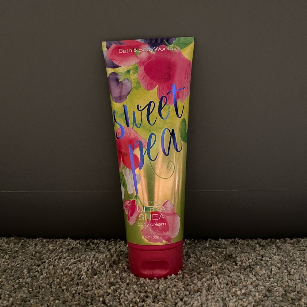 Bath & Body Works Sweet Pea Lotion